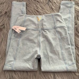 Victoria Secret leggings NWT size 2